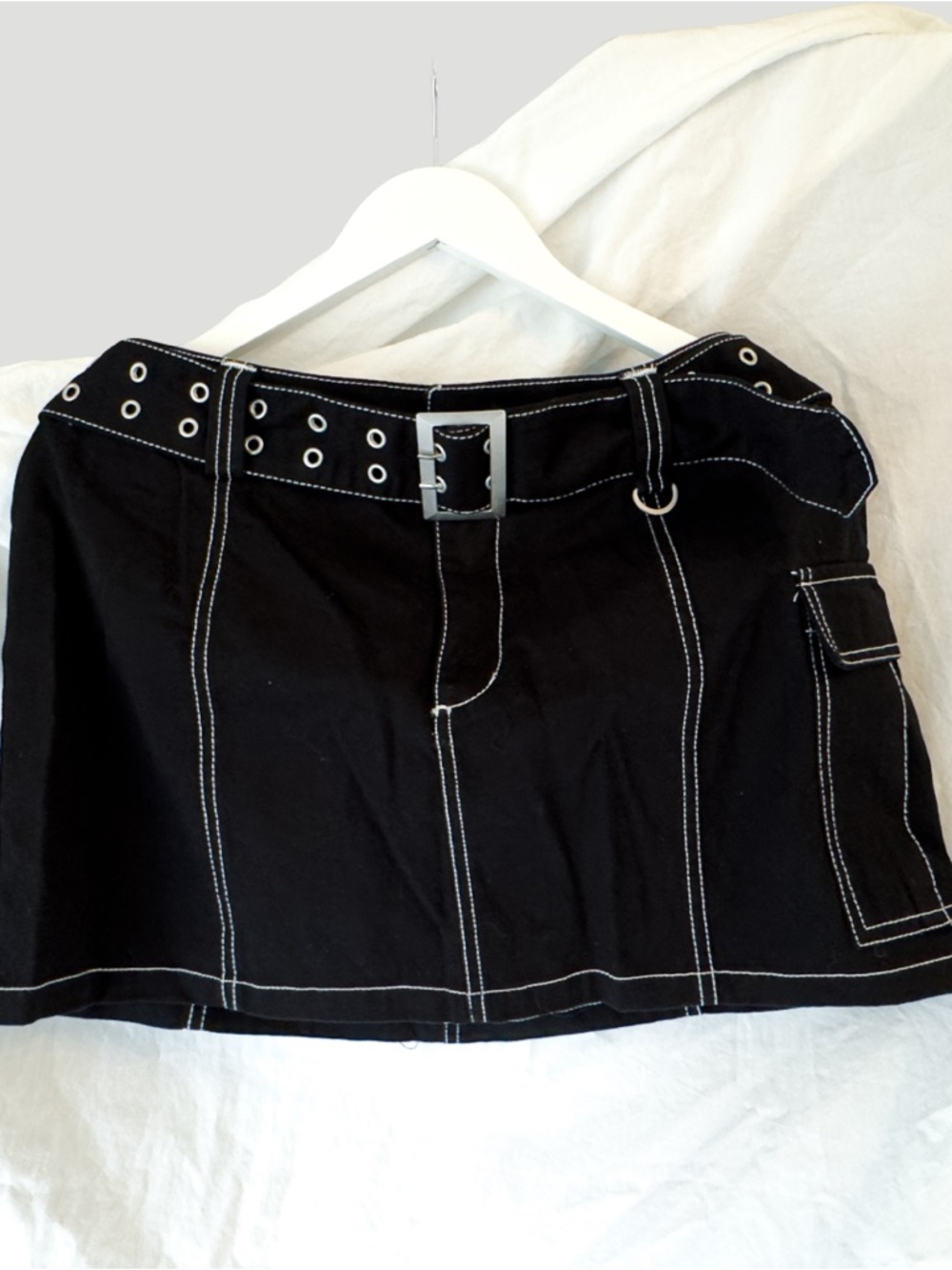Forever 21 Black Mini Skirt with White Contrast Stitching and Grommet Belt